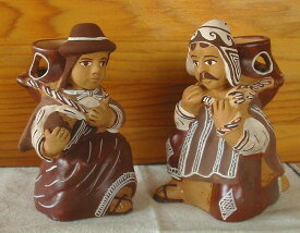 ペルー アンデス CE-033 伝統人形 素焼き インディオ人形 男女ペアー (小）民芸品 民族商品 クスコ