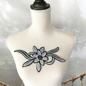 スパンコール モチーフ アイロン接着可 花 レオタード バトン 衣装 ワッペン アップリケ アイロン用 ダンス衣装 装飾 貼り付け 花柄 新体操 黒 ブラック