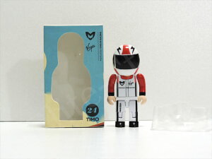 yz }VE@[W 2011N 񔄕i VIPQXgp ObN USB[ (COA F1 񔄕iObY)