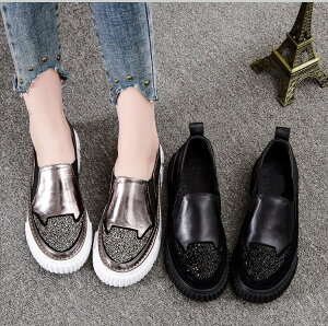 } }}R[f l CXg[ tbgV[Y Xb| Xj[J[ [t@[ 2J[ yzfB[X