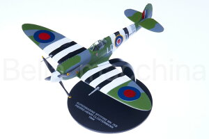 �C�M���X��R ��s�@ �͌^ �������� 1/72 �X�[�p�[�}���� �X�s�b�g�t�@�C�A MK. IXB 192 �s�G�[�� �A���� 1944