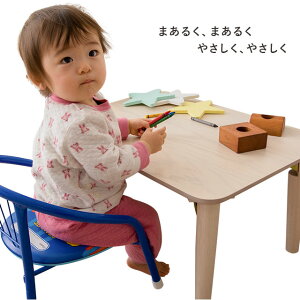 小ぶりの折りたたみテーブル長方形
