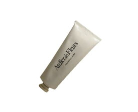 【NEW】クロエ アトリエ デ フルール パフュームド ハンドクリーム　全3種の香り（シダー・サンタロム・マグノリア アルバ）10月15日より順次発送　ハンドケア　乾燥対策　ギフト　プレゼント　クリスマス　彼女　家族