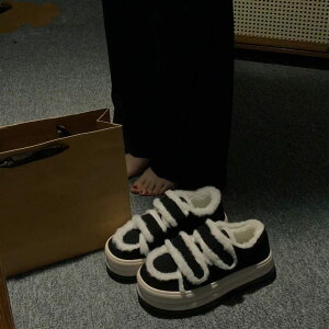  ins H~ V N ۉ }WbNe[v C ubN t@bV ₷ Xj[J[