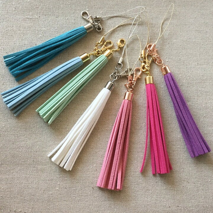 楽天市場 バッグチャーム タッセル チャーム フリンジ キーホルダー ストラップ バック タッセルチャーム キーリング プレゼント レディース フェイク レザー 携帯ストラップ キーホルダー スマホケース 手帳型 おしゃれ かわいい Emury