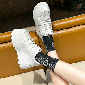 厚底 スニーカー レディース ローカット 厚手 春 白 本革 8cm きれいめ 靴 おしゃれ 細身 スニーカーレディース 歩きやすい ブランド 韓