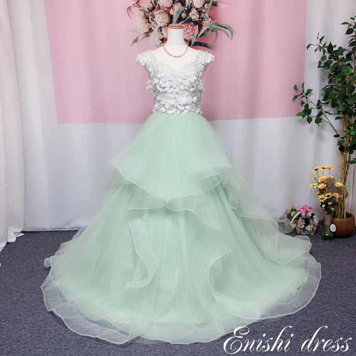 楽天市場】ウェディングドレス カラードレス 3D花柄 Vネック パール 