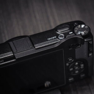 Iborrys �e�w�A�b�v �O���b�v �A �Ή� Ricoh ���R�[ GR IV GR4 �J���� ��p �e�w�n���h�� �z�b�g�V���[ �T���O���b�v �Ƒn�̃V���R���ی�p�b�h �B�e�̈��萫�����߂� (�u���b�N)