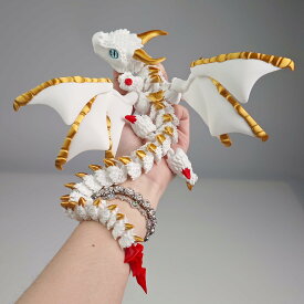 WUQIREN 3Dプリントドラゴン、翼、3Dプリントされた動物のおもちゃ、フィジェットドラゴンのおもちゃ、柔軟な関節翼クリスタルドラゴンモデル、デスクトップペットデコ(ホワイトゴールド)