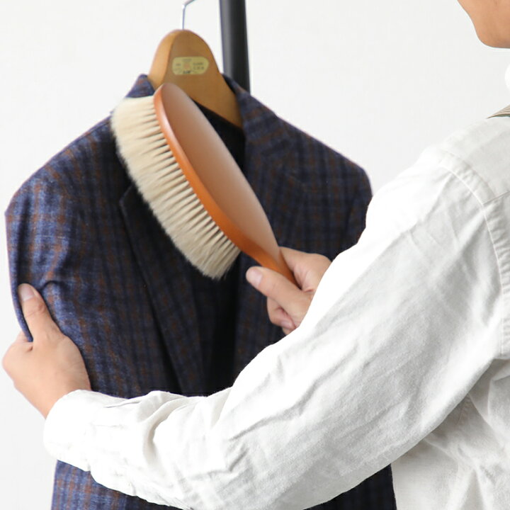 楽天市場】GRAND IKEMOTO 高級洋服ブラシ(大) IKC-3822 無料ラッピング 白馬毛 カシミヤコート スーツ 静電気除去 アフターケア 手入れ メンテナンス 花粉 ブラシ コート KENTブラシ ケントブラシ カシミア ギフト IKC3822 池本刷子工業 : entotsu 楽天市場】GRAND IKEMOTO 高級洋服ブラシ(大) IKC-3822 無料ラッピング 白馬毛 カシミヤコート スーツ 静電気除去 アフターケア 手入れ メンテナンス 花粉 ブラシ コート KENTブラシ ケントブラシ カシミア ギフト IKC3822 池本刷子工業 : entotsu