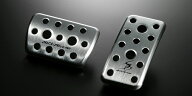 シルクブレイズアルミスポーツペダルトヨタ 30系アルファード(ハイブリット含む)アクセルペダル&ブレーキ…