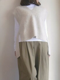 PASSIONE パシオーネフォックス カシミヤ 後ろ下がり ニット ベスト Vネック プルオーバー Mサイズ オフベージュ レディース 送料無料