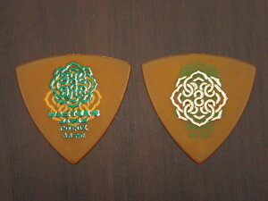 yESPcXzMASTER8 JAPAN PicksINFINIX TRIANGLE Hard Polish with Rubber Grip0.8mm 1 [sbNApickAM^[Ax[X]