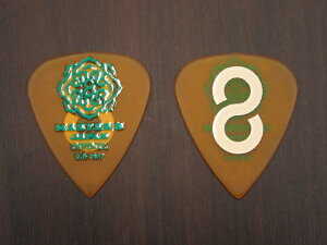 yESPcXzMASTER8 JAPAN PicksINFINIX TEARDROP Hard Polish with Rubber Grip0.8mm 1[sbNApickAM^[Ax[X]