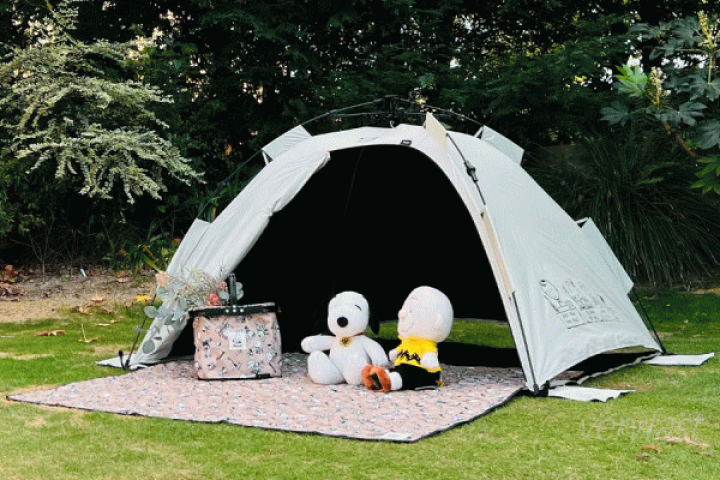 テント ポンtoシェード スヌーピー×ロゴス キャンプ アウトドア. LOGOS ロゴス logos スヌーピー SNOOPY テント ワンタッチ 遮光