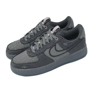 NIKE AIR FORCE 1 07�i�C�L �G�A�t�H�[�X 1 '07 26-04-S#70