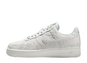 �y�i�C�L(NIKE)�zWMNS AIR FORCE 1 07 PRM+ IO1259-002