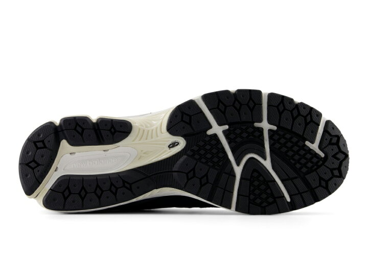 楽天市場】ニューバランス NEW BALANCE M2002RXT M2002RXT【GORE-TEX 