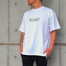 BILLABONG ビラボン DECALE WIDE Tシャツ WHT (ホワイト) 春夏新作 メンズファッション 半袖 スポーツ ユニセックス ペアコーデ トップス アウトドア スポーティー カジュアル サーフ GYM フィットネス ゴルフ