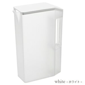 【tower / タワー】ハンドル付きスリム冷水筒 2L ホワイト・ブラックfor kitchen 北欧 おしゃれ シンプル 一人暮らし スタイリッシュ モノクロ 白黒 カフェ 省スペース 冷水専用 冷蔵庫 ドアポ