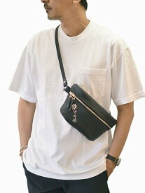 CROSSED ARROWS Mid Size Shoulder Bag　クロッシードアローズミッドサイズ ショルダーバッグ ストラップ　牛革　本革 シルバー スタッズ サコッシュ　肩掛けバッグ 日本製　 人気 メンズバッグ