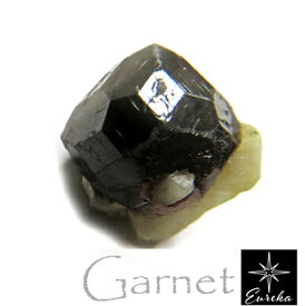 ガーネット 結晶 原石 アルマンディンガーネット 非加熱 パワーストーン ルース 天然石 1月 誕生石 送料無料