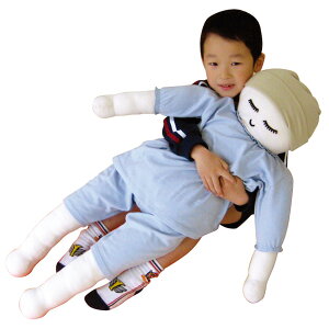  ͂߂ ~qGl``Ёi͂߂j̎qǂ̐ŜbNXĂSBd̂qǂƓg̑傫Ȑl`łB(049)