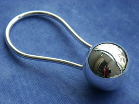 オルゴールボール(メルヘンクーゲル)メルヘンラトル 40mm (ポーチ付)〜聞く人の心身を癒すオルゴールボール(メルヘンクーゲル)のラトル(ガラガラ)タイプです。(1RT)