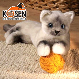 KOESEN ケーセン社 ねそべり猫 (小) ヒマラヤン 6100〜ドイツ・KOESEN/KOSEN（ケーセン社）の動物のぬいぐるみ。愛らしい表情の猫（ねこ/ネコ）のぬいぐるみです。出産祝い クリスマス プレゼント 結婚記念日 出産したママへのご褒美にもおすすめ