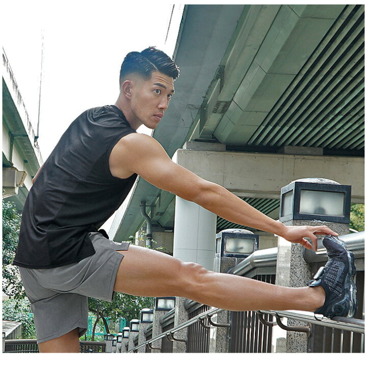 楽天市場 ノースリーブ メンズ タンクトップ トレーニング 筋トレ トレーニングウェア スポーツウェア インナー スポーツ ジム フィットネス ランニング マッチョ ブラック 黒 ロゴ ちょいワル マッチョ 筋肉 お洒落 おしゃれ Somediff Smdf サムディフ サムディフ