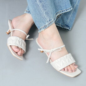 【公式】【SALE／60%OFF】イーボル EVOL リボンキルティングスクエアサンダル サンダル ブラック レディース 靴 キルティング リボン サンダル ピンヒール スクエア 夏 スッと履ける