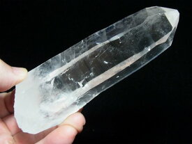 レーザー水晶　グランドレコードキーパー、氷のような透明感