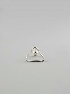 UNKNOWN. AmE U323 " THIN TRIANGLE " PIERCE / SILVER Vo[ gCAO sAXOp Vv Y fB[XyyΉz