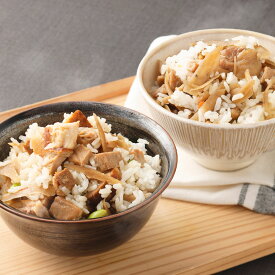 【ふるさと納税】北の凍れ豚 豚めしの素・中札内田舎どり 鶏めしの素 セット 詰め合わせ 計1.12kg（約280g×4パック）各2パック 豚肉 鶏肉 お肉 ごぼう 椎茸 野菜 きのこ キノコ 茸 混ぜご飯 ごはん 冷凍 北海道 中札内村 送料無料 [007-0214]