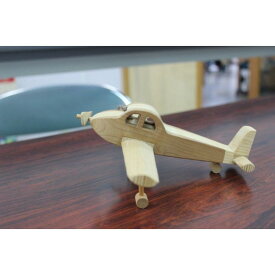 【ふるさと納税】木のおもちゃ　飛行機 | 雑貨・木のおもちゃ・飛行機おもちゃ・おもちゃ・手作り