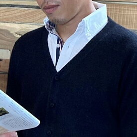 【ふるさと納税】【アルパカ専門店　T'IKA】メンズカーディガンVネック　黒　(アルパカ100％) 【アパレル 洋服 おしゃれ 羽織 プレゼント 毛糸 大きめ サイズ 水戸市 ブラック】(AL-2)