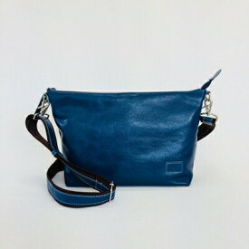 【ふるさと納税】 本革 ショルダーバッグ ネイビー レディース メンズ レザー バッグ カバン 鞄 牛革 ショルダー 肩掛け 斜めがけ 取り外し可 クラッチバッグ 紺 日本製 ハンドメイド 手縫い ギフト プレゼント 贈答 バック ニッキ 千葉県 旭市 高野縫製 ぬいざえもん