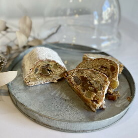 【ふるさと納税】【salut!!】　紅茶香る秋のシュトーレン　（10月発送商品です） スイーツ 洋菓子 ケーキ 紅茶 アールグレイ 具だくさん 秋 秋の味覚 期間限定 人気 人気ケーキ ギフト 贈り物 贅沢 ご褒美 プレゼント