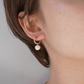 【ふるさと納税】[Cherieオリジナルイヤリング]pearl hoop earring 11000円