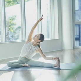 【ふるさと納税】 MINT MAT Yoga Studio ヨガグループクラス 回数券 東京都 渋谷区 ヨガ レッスン グループレッスン チケット スタジオ レベル別 初心者 上級者 アロマヨガ リストラティブヨガ 英語ヨガ 送料無料