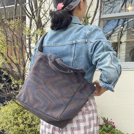 【ふるさと納税】横浜手捺染製法のトートバッグ「ミチ 柄_本音でいこう」 | バッグ ファッション 人気 おすすめ 送料無料