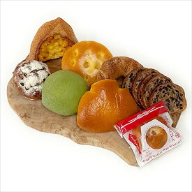 【ふるさと納税】箱根ベーカリーの代表的な売れ筋商品8種類が入ったお得なセット【 パン 神奈川県 小田原市 】