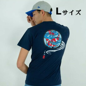 【ふるさと納税】小千谷市マンホールTシャツ（紺） 【Lサイズ】 錦鯉バックプリント TAK JAPAN 【0037-0004SV03-01】