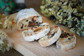 【ふるさと納税】【2025年期間限定】tobira「天然酵母のシュトーレン」数量限定 季節限定 シュトーレン シュトレン 天然酵母 パン クリスマス ギフト 贈答 贈り物 オーガニック レーズン お菓子 スイーツ お取り寄せスイーツ