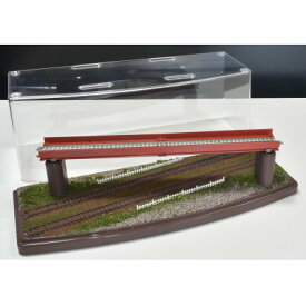 【ふるさと納税】Nゲージ用 鉄道模型ジオラマ展示台 33×12cm 立体交差の情景(ケース付き)【1592887】