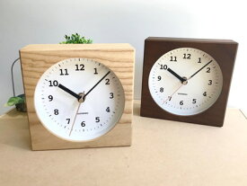 【ふるさと納税】【年内発送】KATOMOKU 置き掛け兼用木枠電波時計 四角 / インテリア 置き時計 掛け時計 置き時計 15000円 カトモク 加藤木工 木製雑貨 木工雑貨 日用品 ナチュラル 壁掛け 木目 オシャレ アナログ ダイニング リビング 寝室 オフィス 新築 お祝い