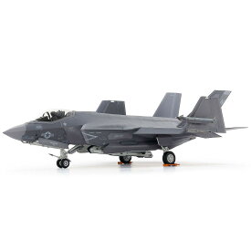 【ふるさと納税】1/48 ロッキード マーチン F-35C ライトニングII | 模型 戦闘機 ホビー コレクション スケールモデル 人気 おすすめ 送料無料