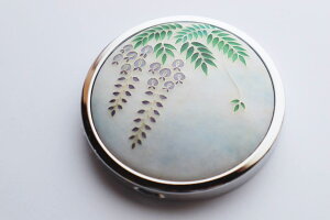 【ふるさと納税】七宝焼のコンパクトミラー「藤の花」