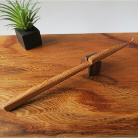 【ふるさと納税】木製耳かき 選べる 素材 屋久杉材 紫檀 パロサント材 木製 耳かき 安定 グリップ感 優しい形状 体に優しい スプーン形状 刺激を軽減 良い香り 油脂分 甘い香り 肌触り 防虫 防腐 耐朽性 愛知県 小牧市 送料無料