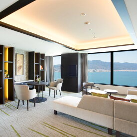 【ふるさと納税】びわ湖大津プリンスホテル EIZANフロア ロイヤルスイートルーム ペア宿泊券 ( 朝食付 ) 【 旅行 宿泊券 ホテル 観光 旅行 宿泊 夏休み 冬休み 家族旅行 カップル 夫婦 親子 琵琶湖 】